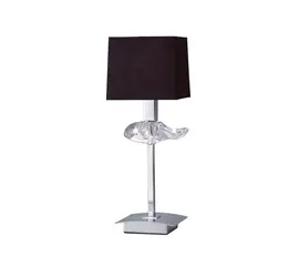 Chromowana lampa stojąca z kwadratowym czarnym abażurem