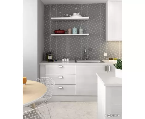 Equipe Chevron DARK GREY LEFT 18,6x5,2  płytka ceramiczna połysk